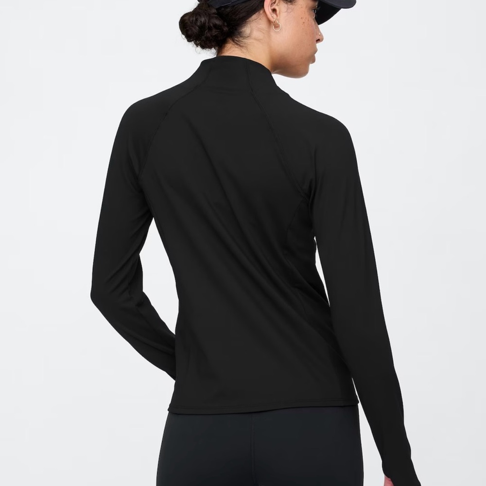 Gap Bodyfit Black Zipup - Picture 4 of 4